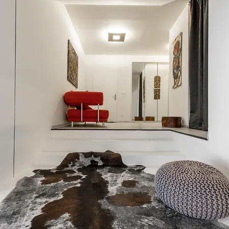 Bnb Sk Zamocka Artist Apartment Bratislava Exterior photo